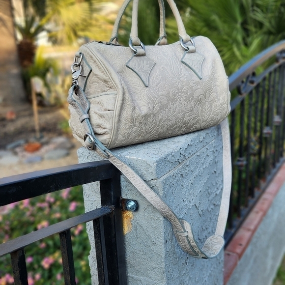 INGE‎ SUPER SOFT LEATHER BAG - Picture 2 of 13